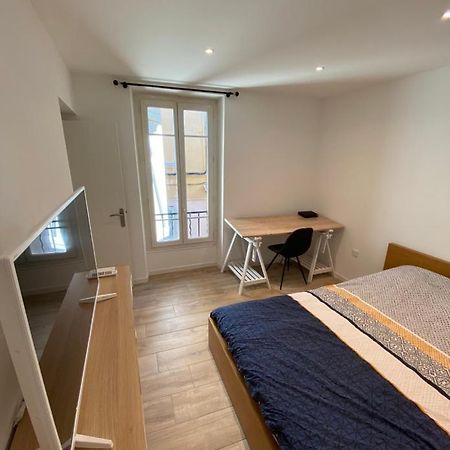 Appartement Le Coeur Du Port De Golfe Juan - Parking - Clim - Wifi à Vallauris Extérieur photo